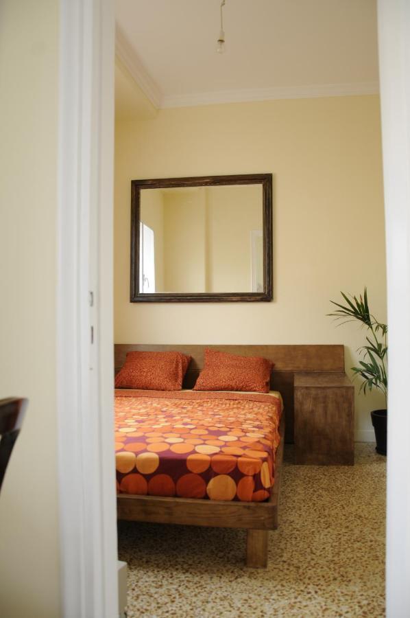 Ferienwohnung Mosaics Aprtm In The Historical Centre With Acropolis View Athen Exterior foto