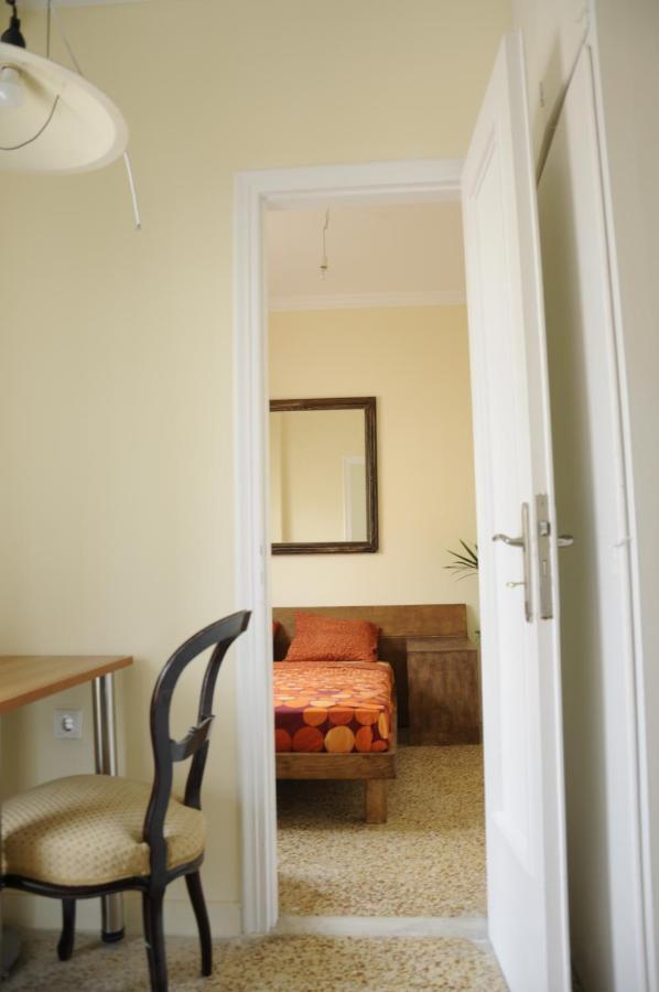 Ferienwohnung Mosaics Aprtm In The Historical Centre With Acropolis View Athen Exterior foto